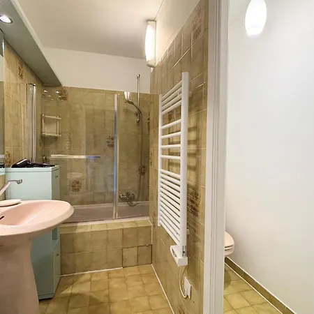 With Balcony And Pool Near The Sea Appartement